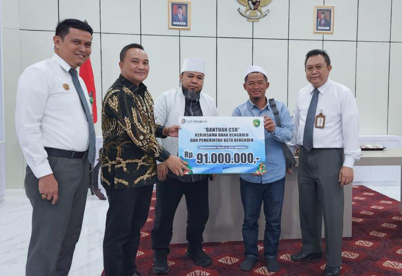 Bank Bengkulu Serahkan Dana CSR ke Pemkot Bengkulu Untuk Pembangunan Masjid