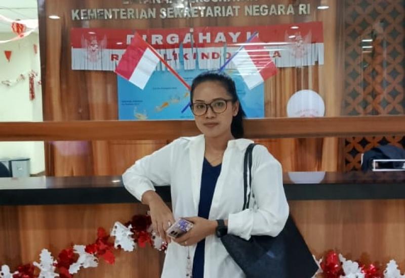 Warga Desa Tanjung Sari Saat Melaporkan Dugaan Korupsi Ke Sekretariat Negara RI