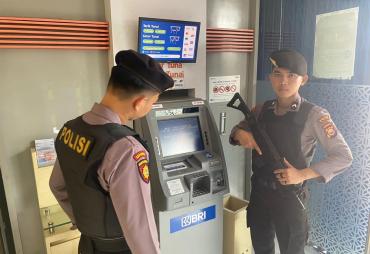 Pengamanan Objek Vital, Personel Polres Kaur Patroli Cek ATM 