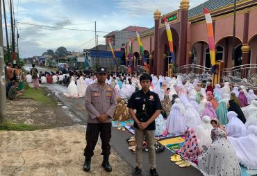 Berikan Rasa Aman, Personel Polres Kepahiang Laksanakan Pengamanan Sholat Idul Fitri